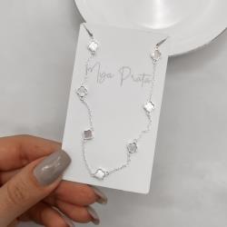 Colar entremeio trevos madrepérola 6mm corrente cadeado 45+5cm