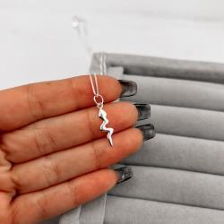 Colar pingente cobra 20mm 40cm