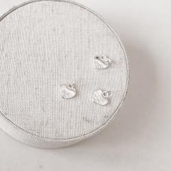 Pingente coração detalhe cravejado 10mm