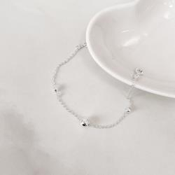 Pulseira entremeio bolas 4 e 7mm corrente cadeado