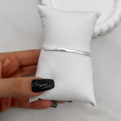 Pulseira entremeio fio rígido achatado corrente grumet