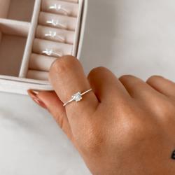 Anel solitário zircônia coração