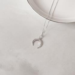 Colar pingente lua invertida fina 16mm 45cm