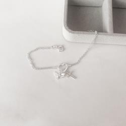 Pulseira coração pingentes Espírito Santo, cruz e zircônia