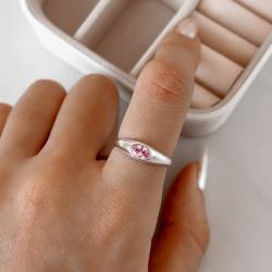 Anel zircônia oval rosa