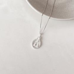 Colar pingente medalha Nsa. Sra. Aparecida borda cravejada 19mm 45cm