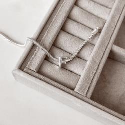 Berloque separador letra F 10mm