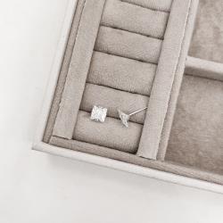 Brinco zircônia quadrada cristal 7mm