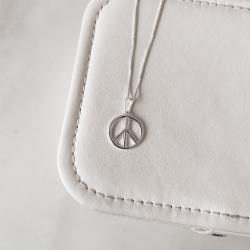 Colar pingente medalha vazada símbolo paz 16mm 45cm