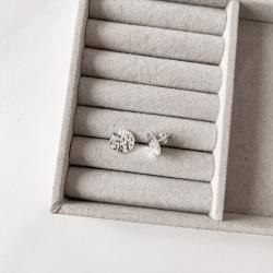 Brinco circulo detalhe texturizado 12mm