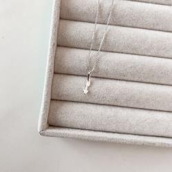 Colar pingente flecha 10mm 40cm