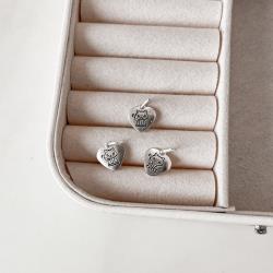 Pingente coração gato resina 11mm