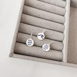 Pingente medalha dupla face sol, mar, sal e onda 11mm