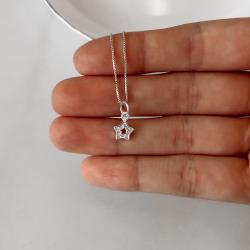 Colar pingente estrela vazada cravejada 8mm 40cm