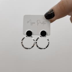 Brinco base círculo ônix resina com pingente círculo vazado ondulado 20mm