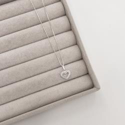 Colar pingente coração vazado com cravejado 10mm 40cm