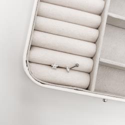 Piercing haste flor com zircônias 6mm