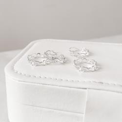 Anel aliança corações de lado vazado