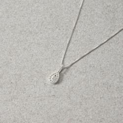 Colar pingente gota vazada com cravejado 8mm 40cm