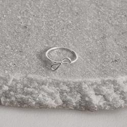 Anel laço detalhe cravejado