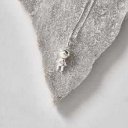 Colar pingente menino com pérola e zircônia 17mm 45cm