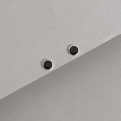 Brinco círculo ônix resina 7mm