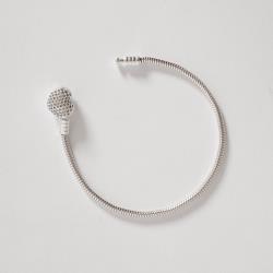 Pulseira para berloques 2.4 fecho coração cravejado