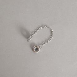 Berloque trava cravejada silicone ródio