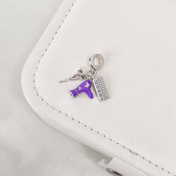 Berloque pingentes secador, tesoura e pente cravejado importado resina