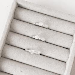 Anel estrela cravejada