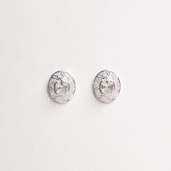 Brinco medalha trabalhada 11mm com zircônia oval
