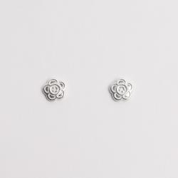 Brinco infantil flor desenhada 5mm tarraxa baby