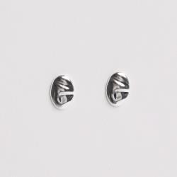 Brinco oval ondulado 10mm