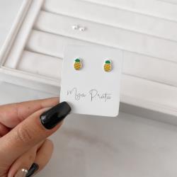 Brinco infantil abacaxi resina 8mm tarraxa baby