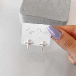 Brinco volta cruz cravejada 14mm