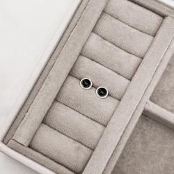 Brinco pedra ônix 7mm